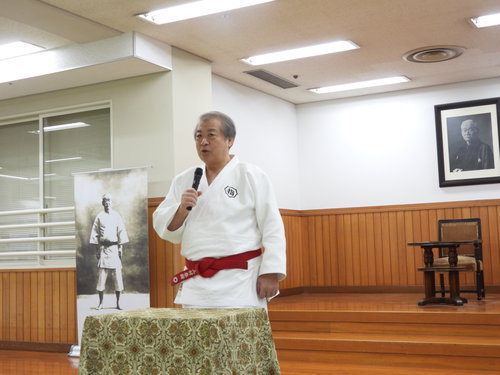 館長挨拶.JPG